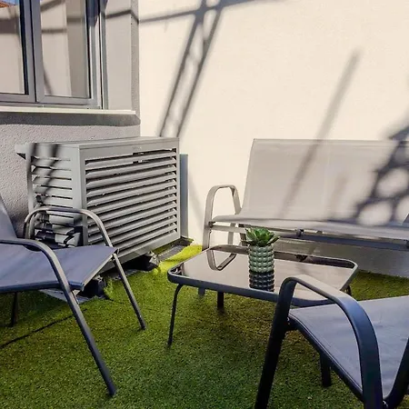 Appartement 4 Seasons Nest - Cour Privee - Paris *