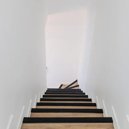 Appartement 4 Seasons Nest - Cour Privee - Paris *
