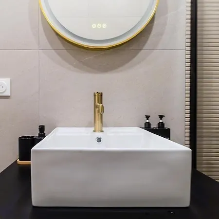 Appartement 4 Seasons Nest - Cour Privee - Paris Montreuil (Seine-Saint-Denis)